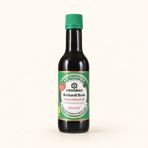 Kikkoman Salsa di Soia a Tasso Ridotto di Sale 250ml — Mr. Zhu's Asian Snack Store.